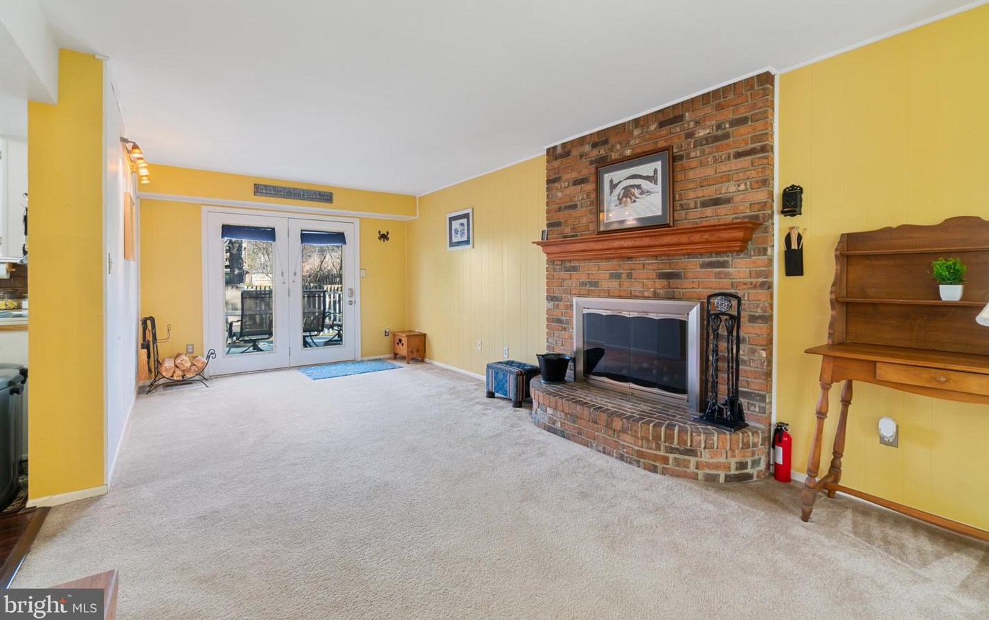 2304 Dartmouth Ln, Crofton MD  21114-1209 exterior