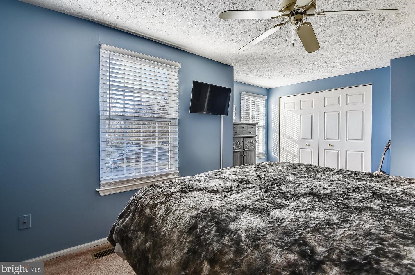 1829 Log Mill Pl, Crofton MD  21114-1858 exterior