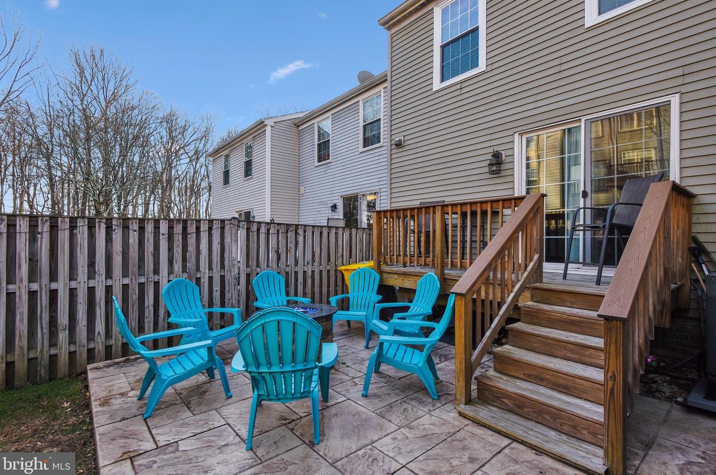 1829 Log Mill Pl, Crofton MD  21114-1858 exterior