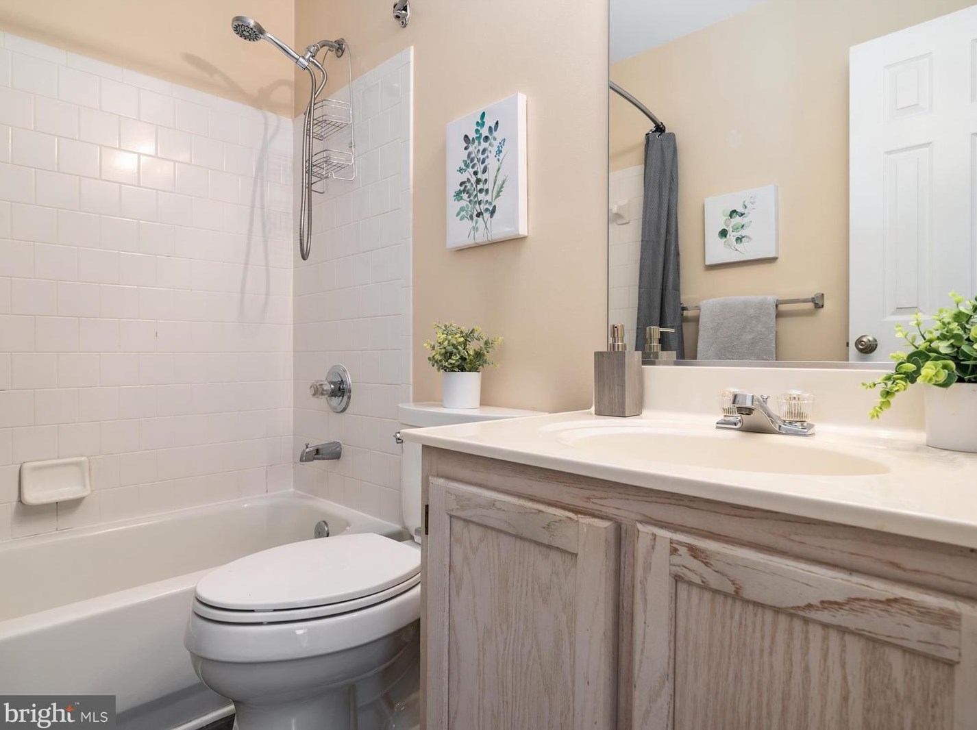 1939 Pawlet Dr, Crofton MD 21114-1687 exterior