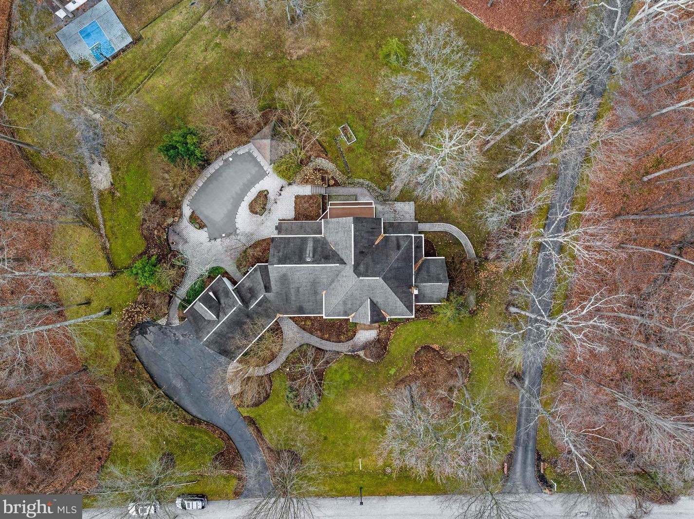 3528 Old Trail Rd, Edgewater MD  21037-2701 exterior