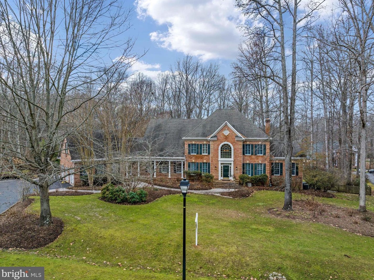 3528 Old Trail Rd, Edgewater MD  21037-2701 exterior