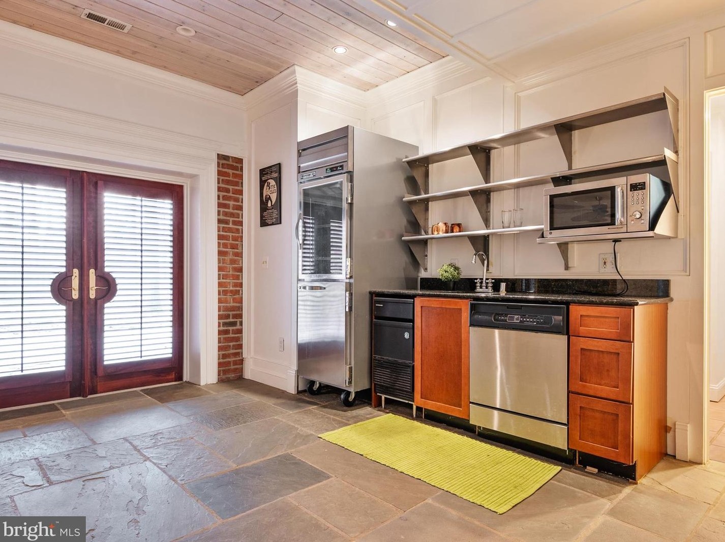 3528 Old Trail Rd, Edgewater MD  21037-2701 exterior