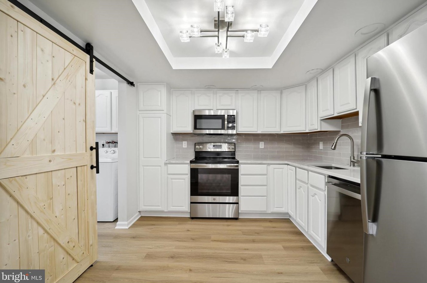 1726 Farmington Ct, Crofton MD 21114-2307 exterior