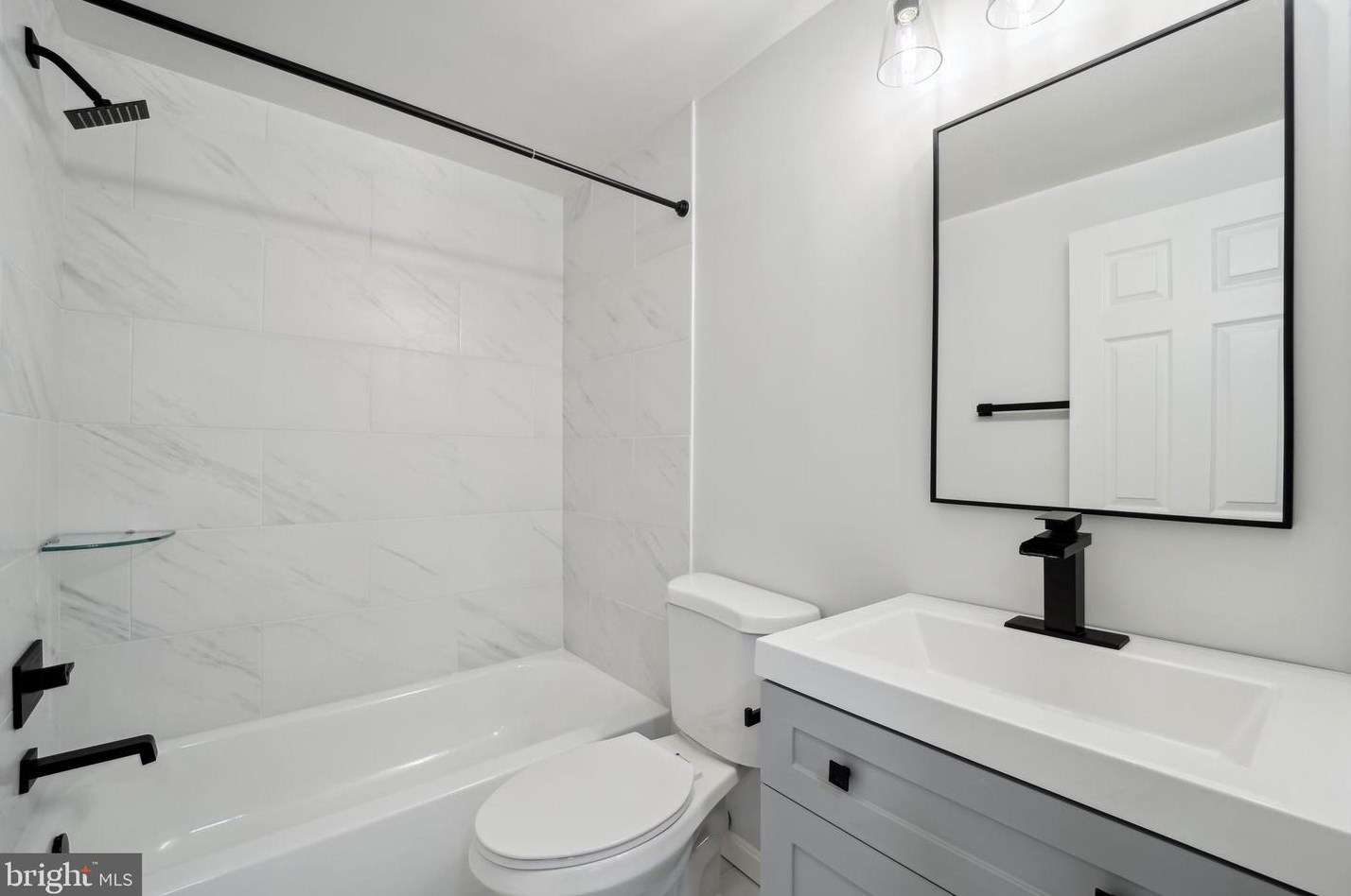 1726 Farmington Ct, Crofton MD 21114-2307 exterior