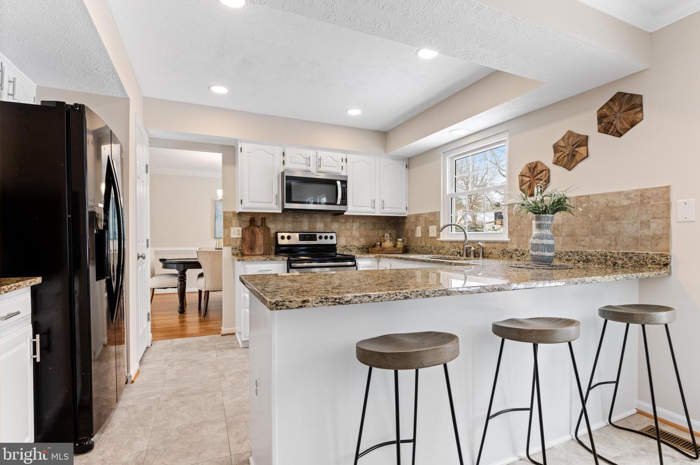 7854 Crossbay Dr, Severn MD  21144-1664 exterior