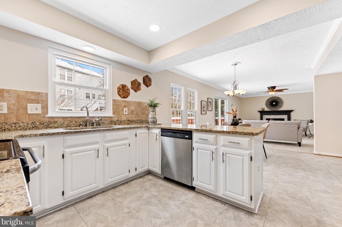 7854 Crossbay Dr, Severn MD  21144-1664 exterior