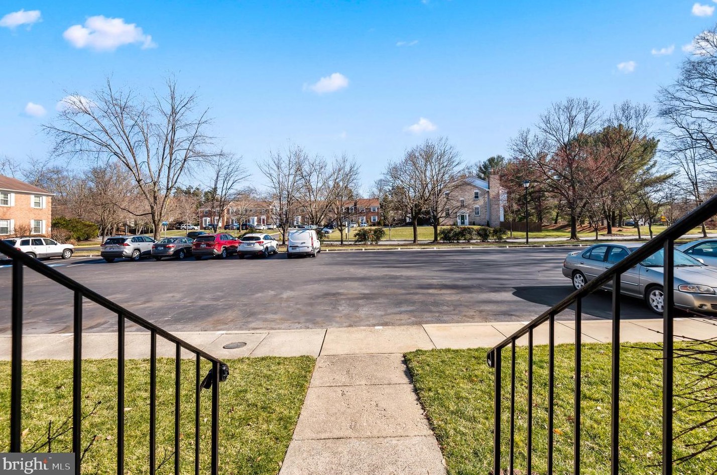 1170 Jeffrey Dr, Crofton MD 21114-1315 exterior