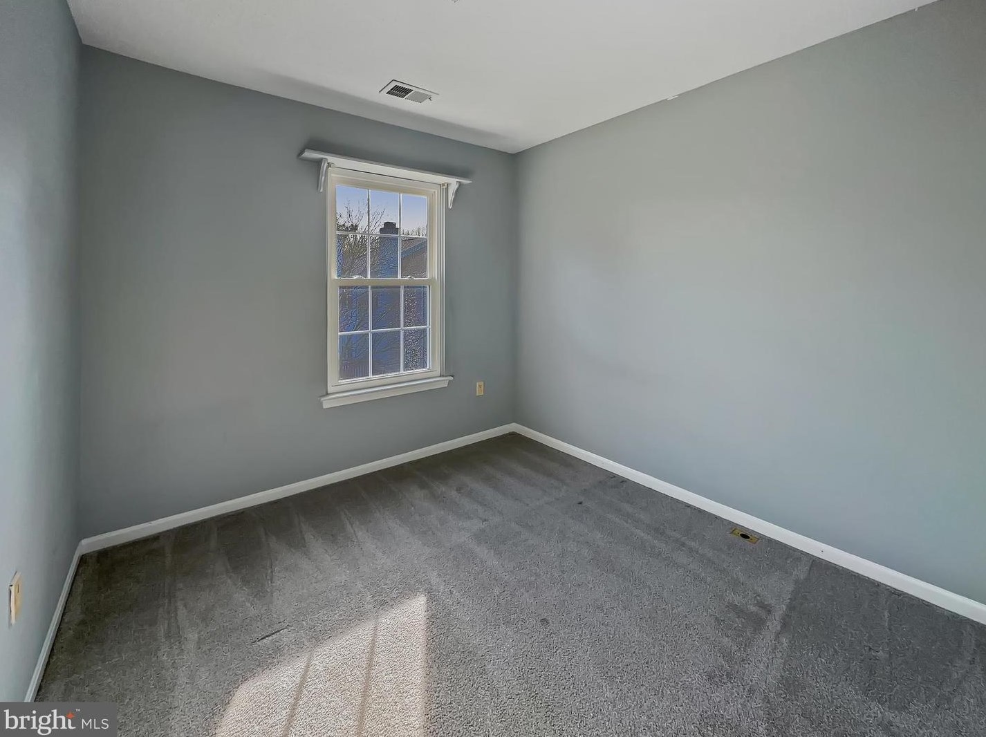 2570 Ambling Cir, Crofton MD 21114-2712 exterior