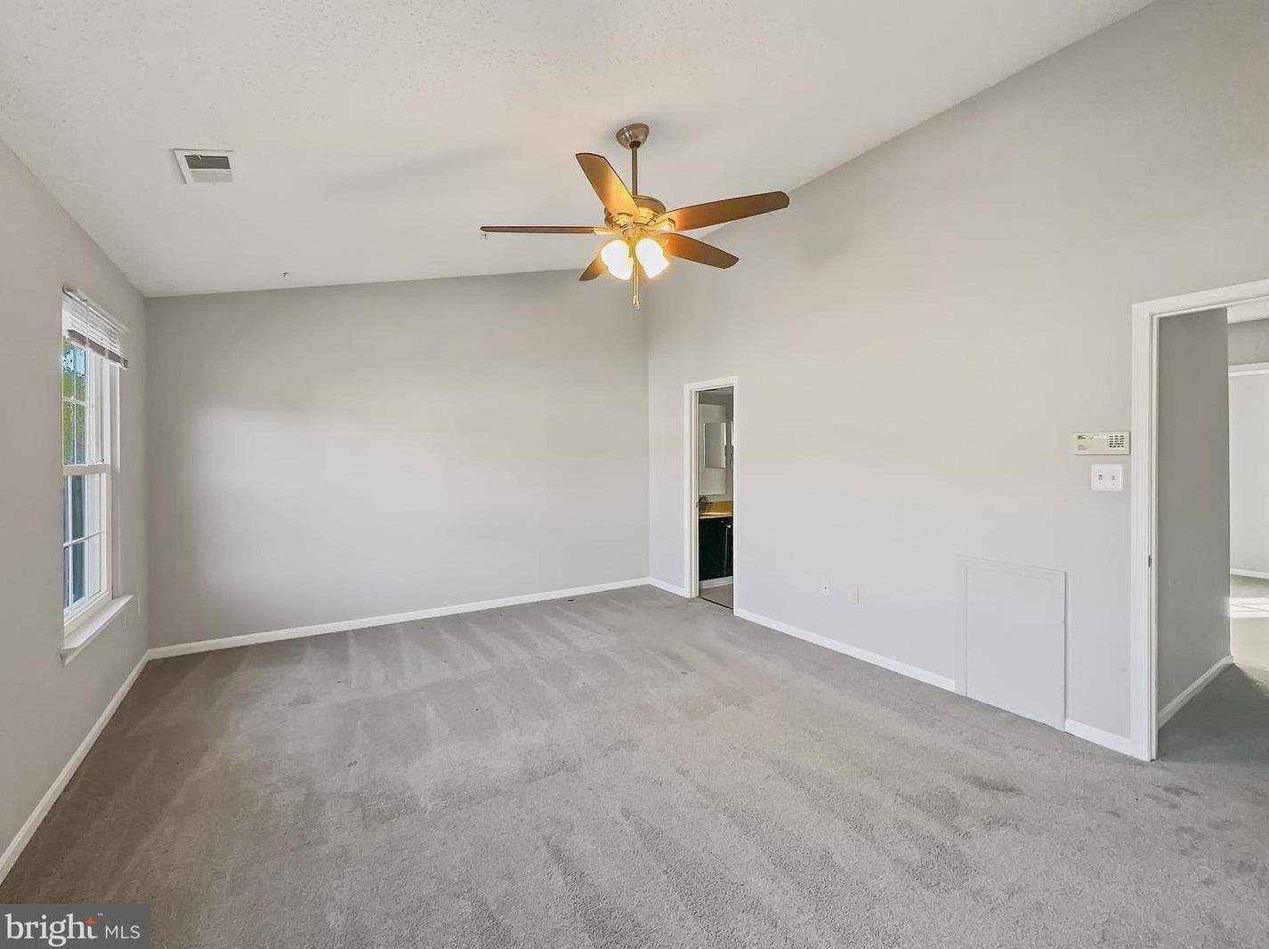 2570 Ambling Cir, Crofton MD 21114-2712 exterior