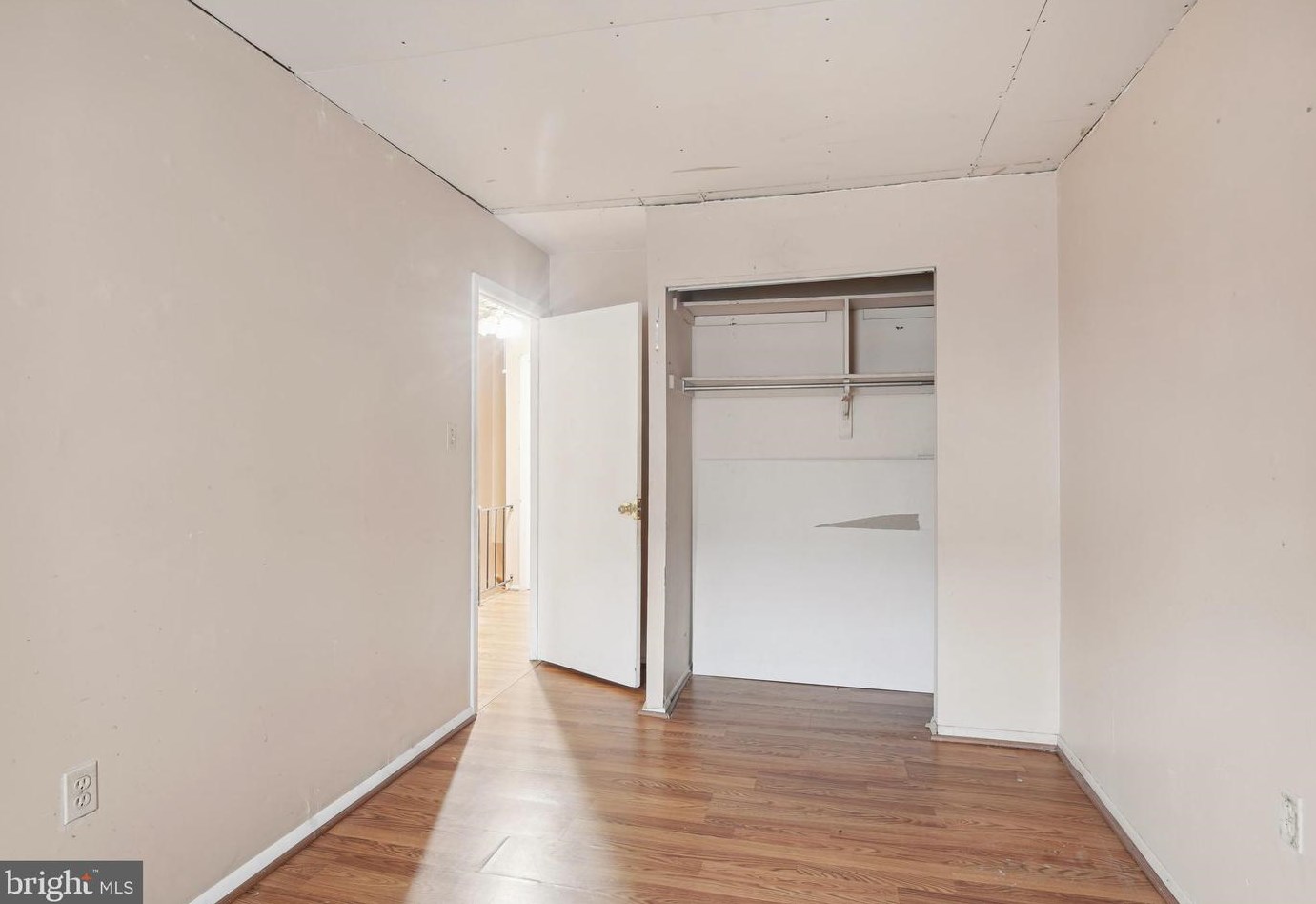 8226 Marlton Ct, Severn MD 21144-2909 exterior