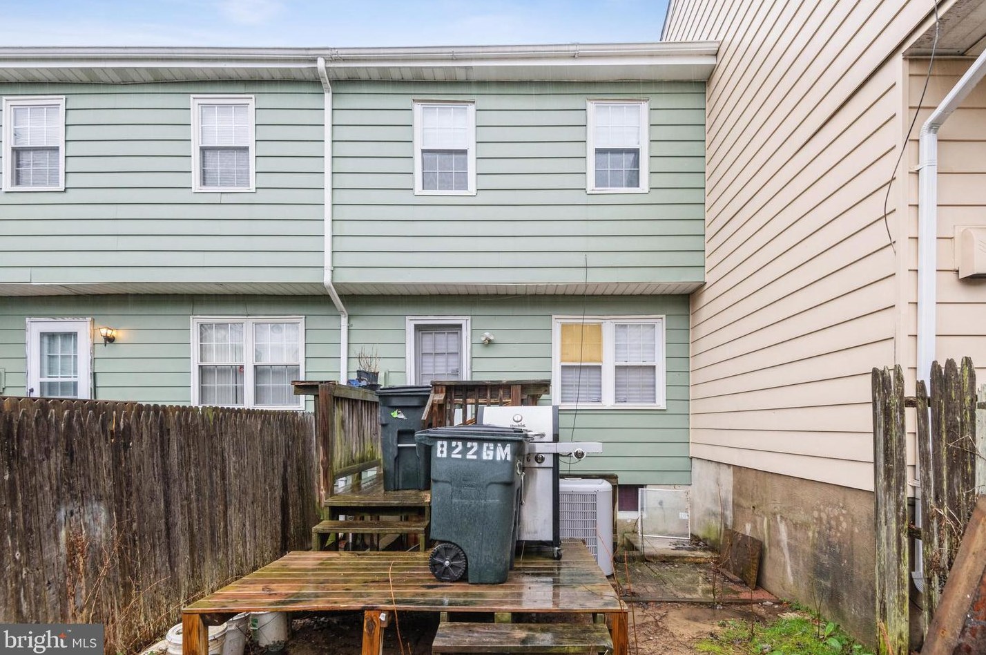 8226 Marlton Ct, Severn MD 21144-2909 exterior