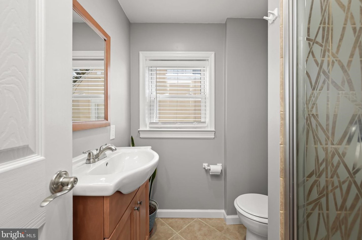 5609 Patrick Henry Dr, Baltimore MD  21225-3115 exterior