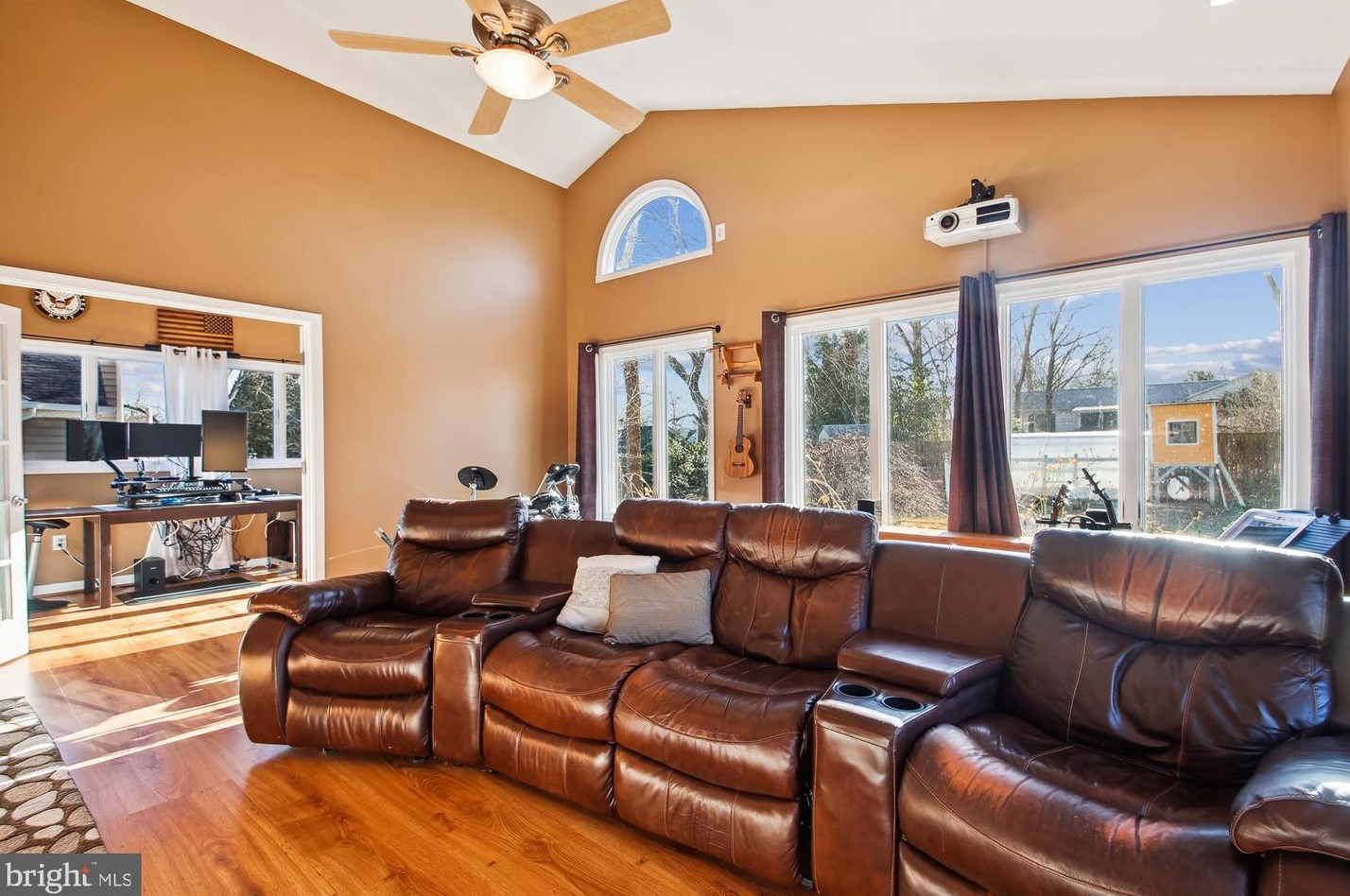 3670 7th Ave, Edgewater MD  21037-3516 exterior