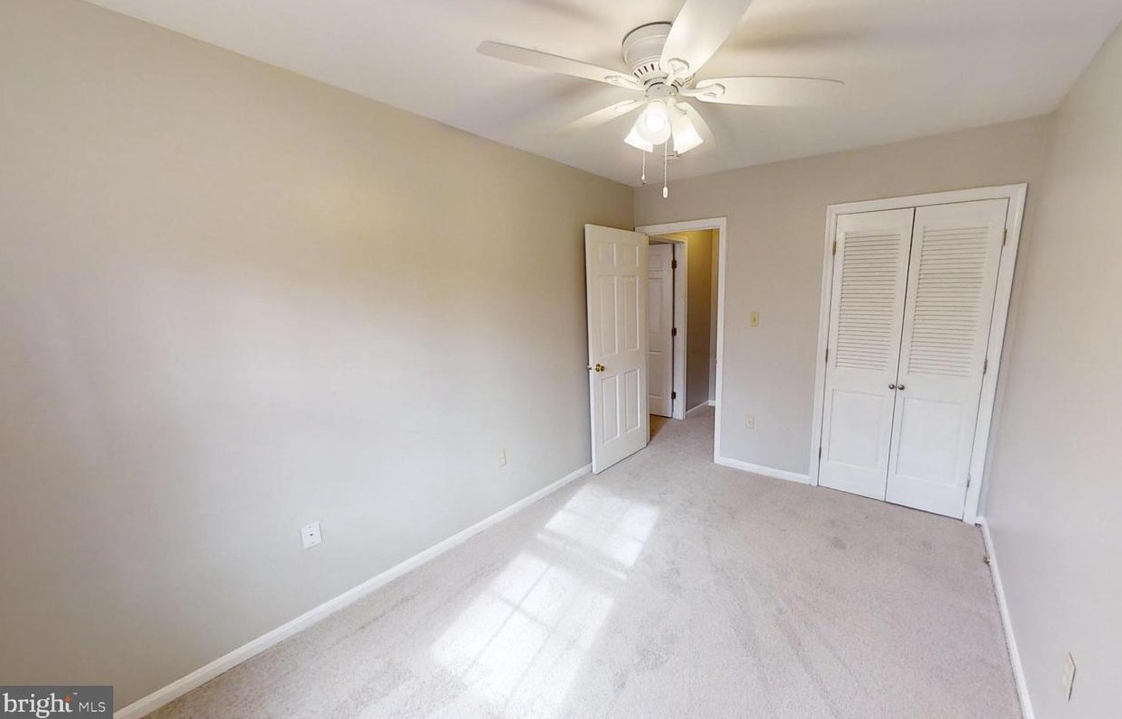 1686 Albermarle Dr, Crofton MD 21114-2015 exterior