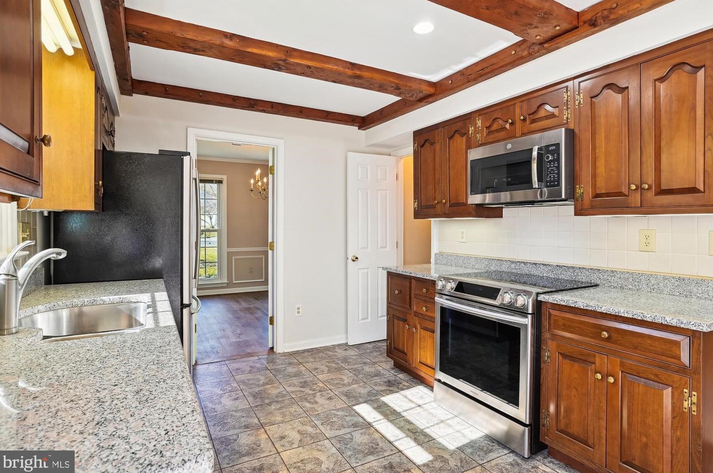 144 Cardamon Dr, Edgewater MD  21037-1126 exterior