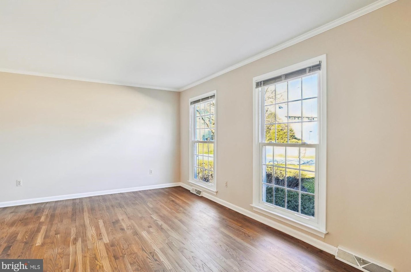 144 Cardamon Dr, Edgewater MD  21037-1126 exterior