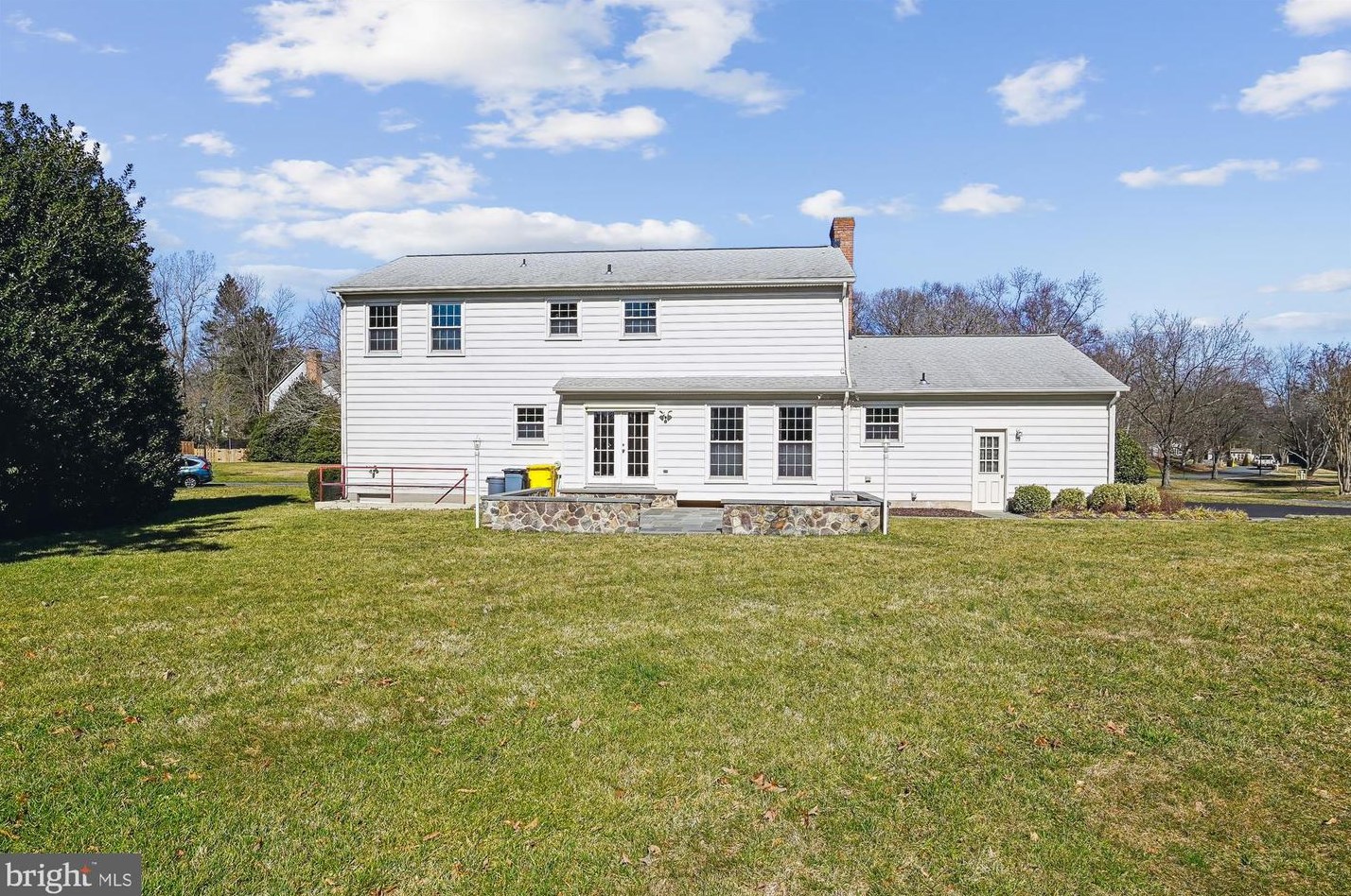 144 Cardamon Dr, Edgewater MD  21037-1126 exterior