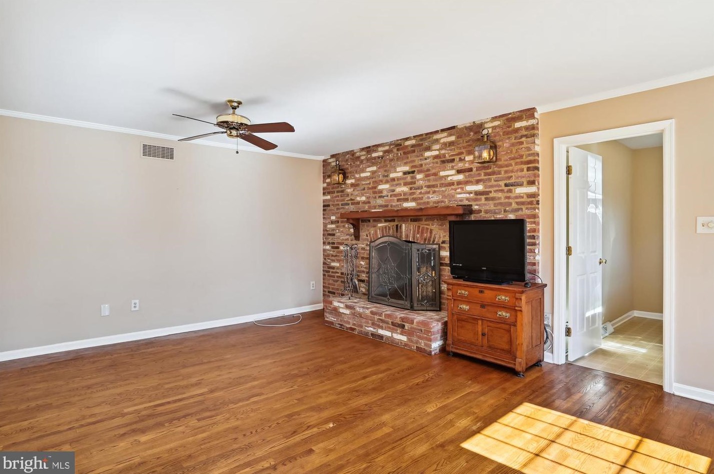 144 Cardamon Dr, Edgewater MD  21037-1126 exterior