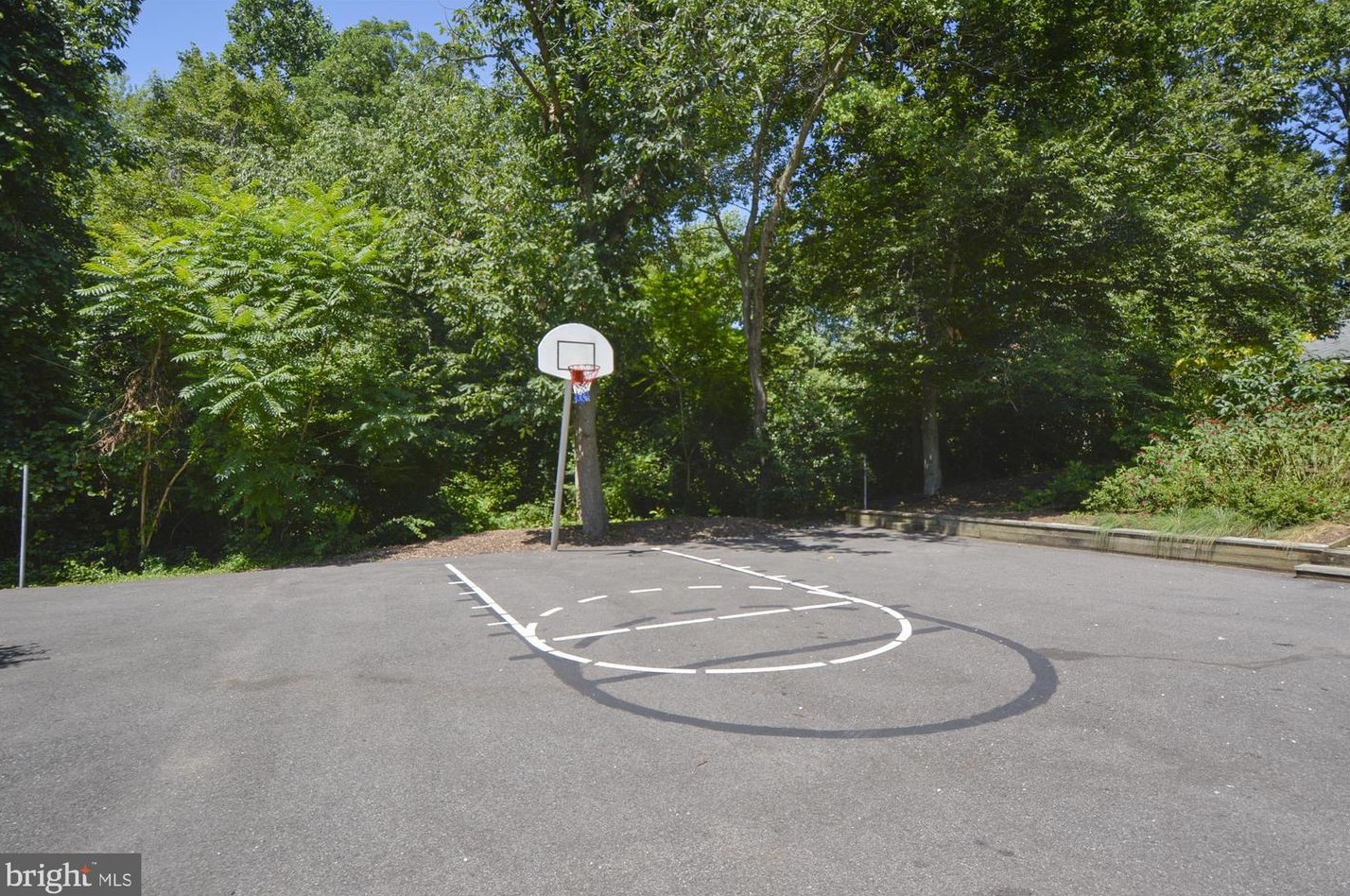 144 Cardamon Dr, Edgewater MD  21037-1126 exterior