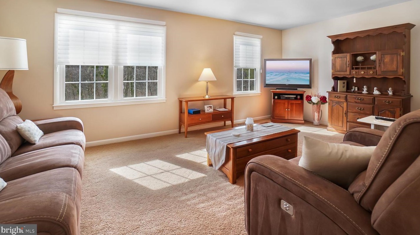 1864 Sharwood Pl, Crofton MD 21114-1950 exterior