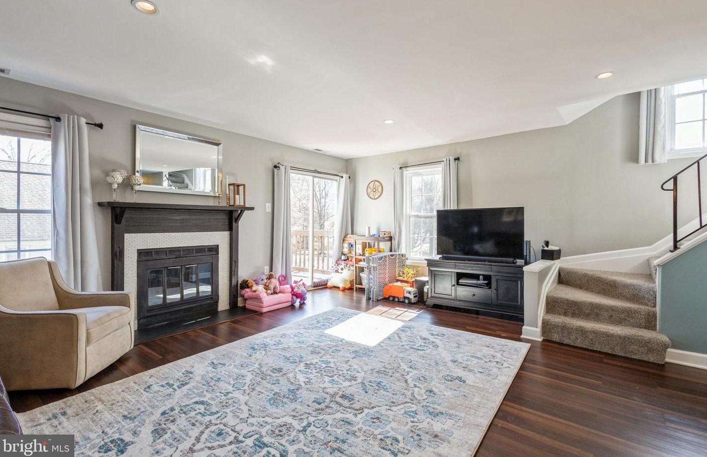 1551 Lowell Ct, Crofton MD exterior