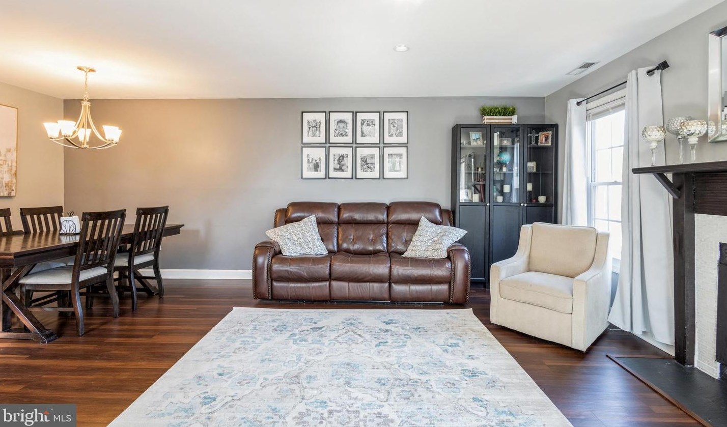 1551 Lowell Ct, Crofton MD exterior