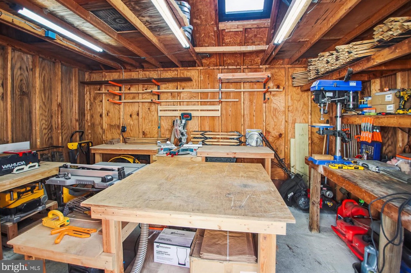 713 Kraft Ct, Glen Burnie MD  21061-4889 exterior