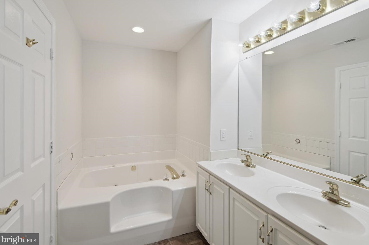 1440 Georgia Ave, Severn MD  21144-2640 exterior