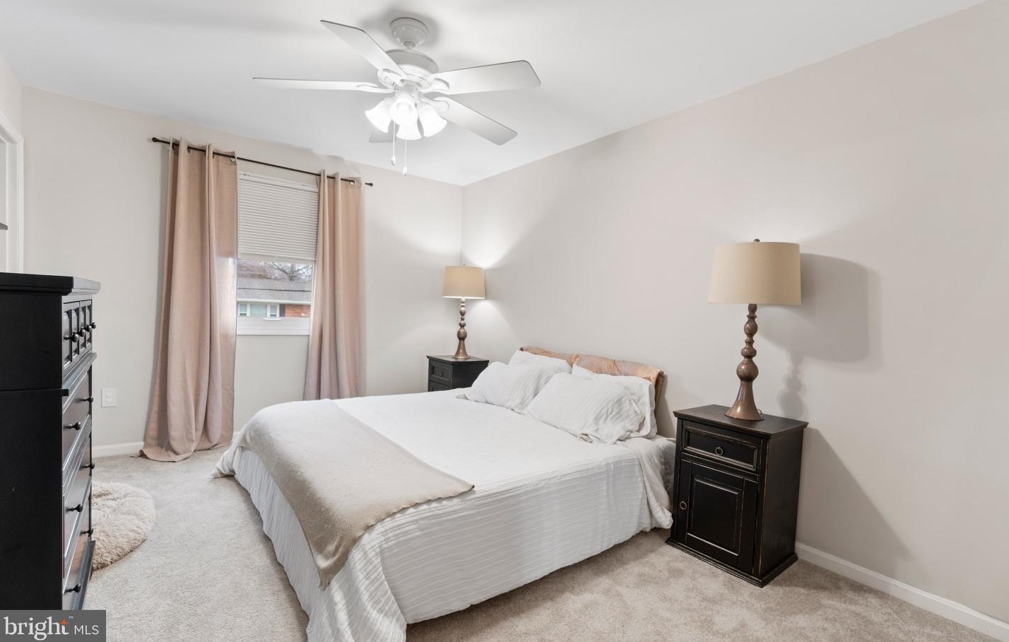 413 Fairmount Dr, Edgewater MD  21037-2922 exterior