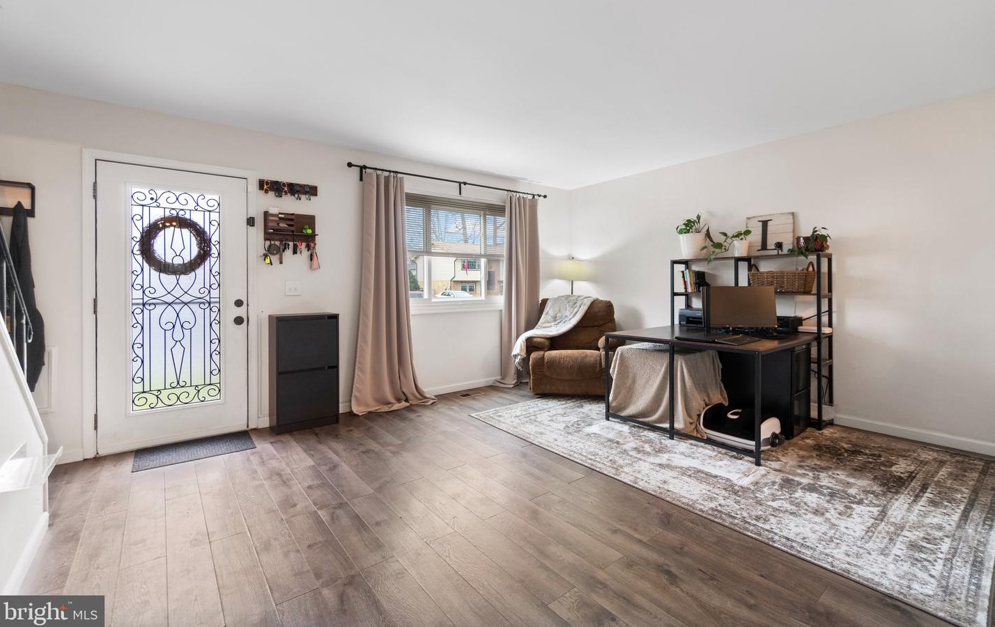 413 Fairmount Dr, Edgewater MD  21037-2922 exterior