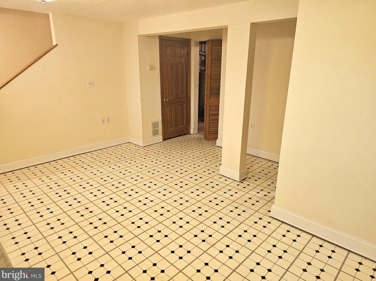 1720 Dryden Way, Crofton MD 21114-1412 exterior