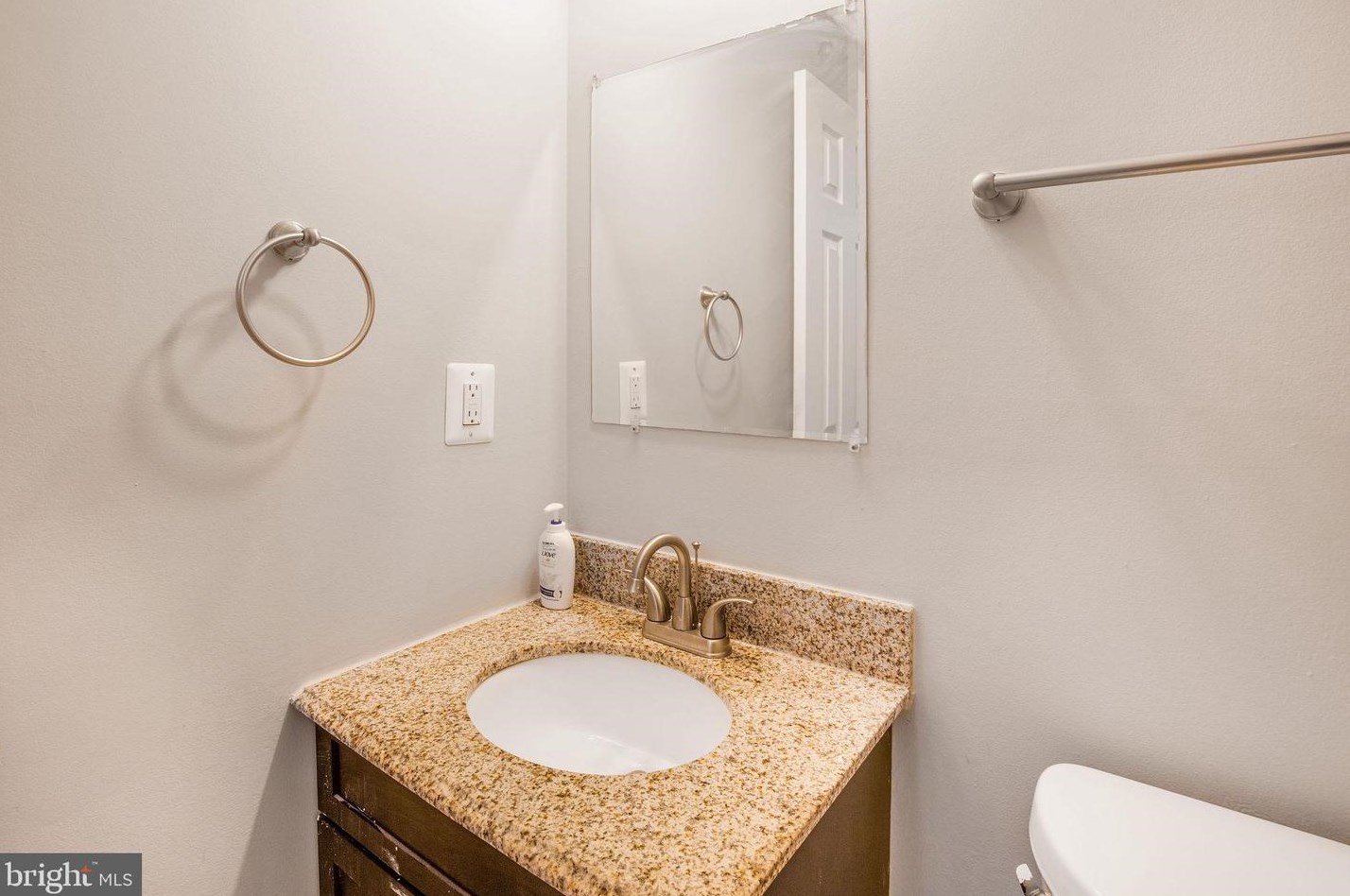 1892 Eagle Ct, Severn MD 21144-3113 exterior