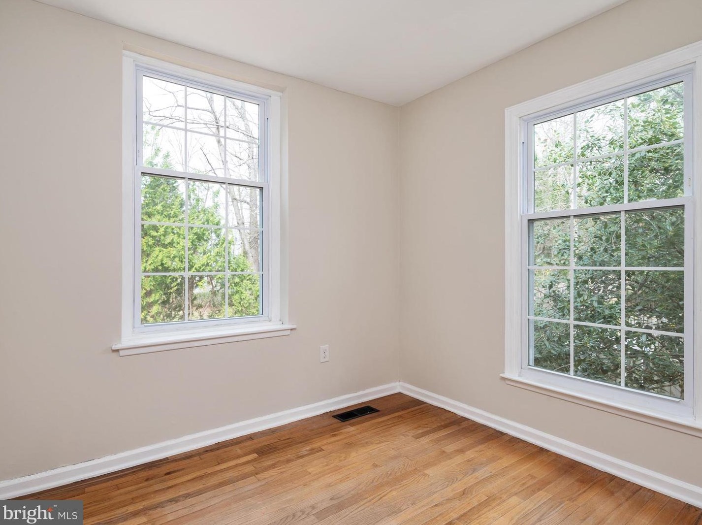 1636 Dryden Way, Crofton MD 21114-1411 exterior