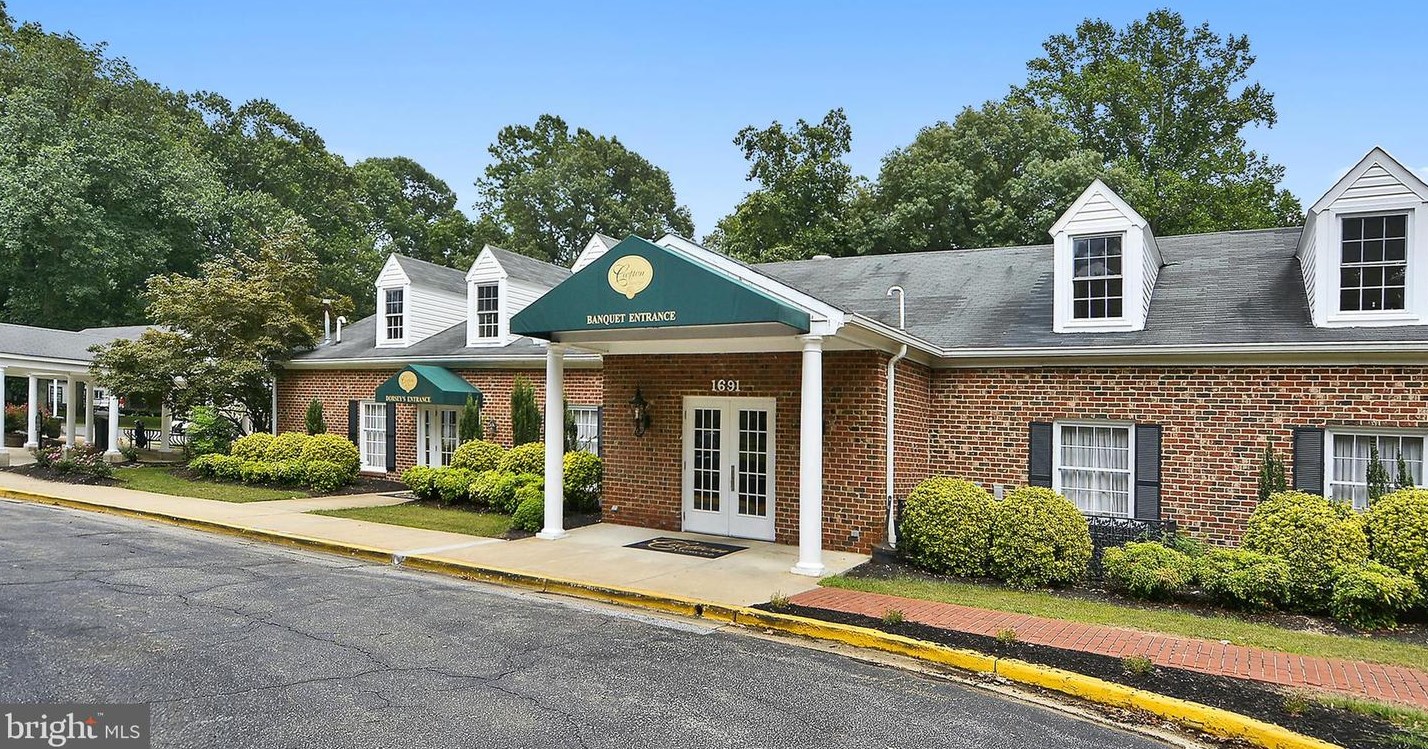 1636 Dryden Way, Crofton MD 21114-1411 exterior