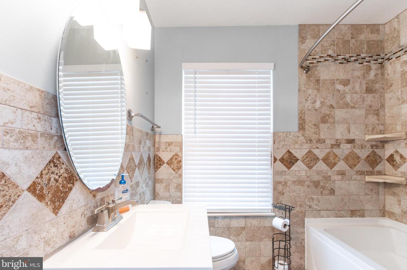 7826 Catherine Ave, Riviera Beach MD  21122-1658 exterior