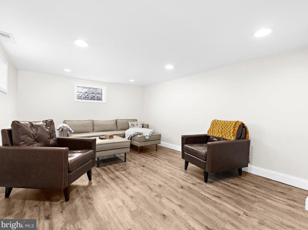 8028 Clark Station Rd, Severn MD  21144-2730 exterior