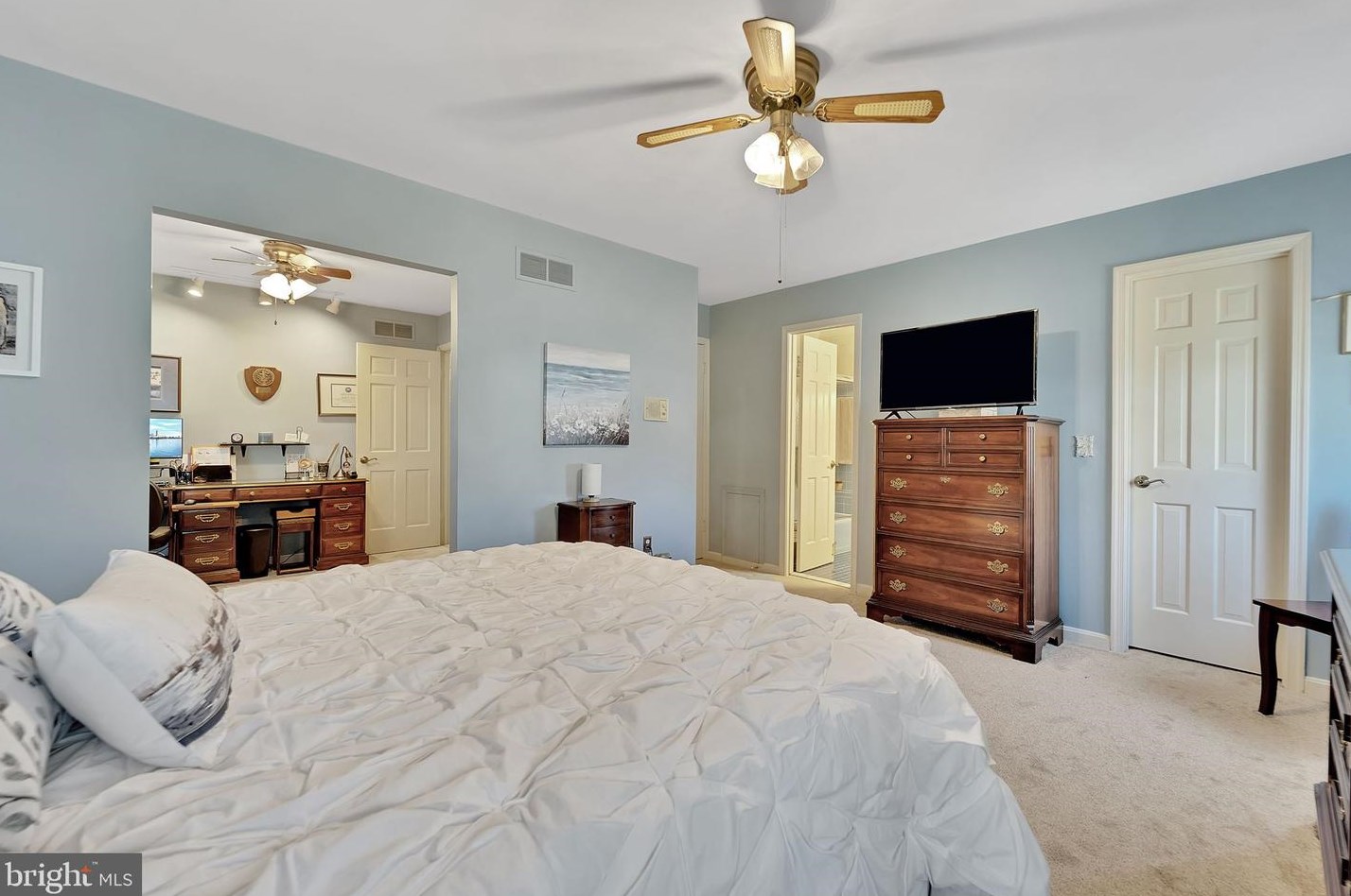 1801 Roxboro Pl, Crofton MD  21114-2513 exterior