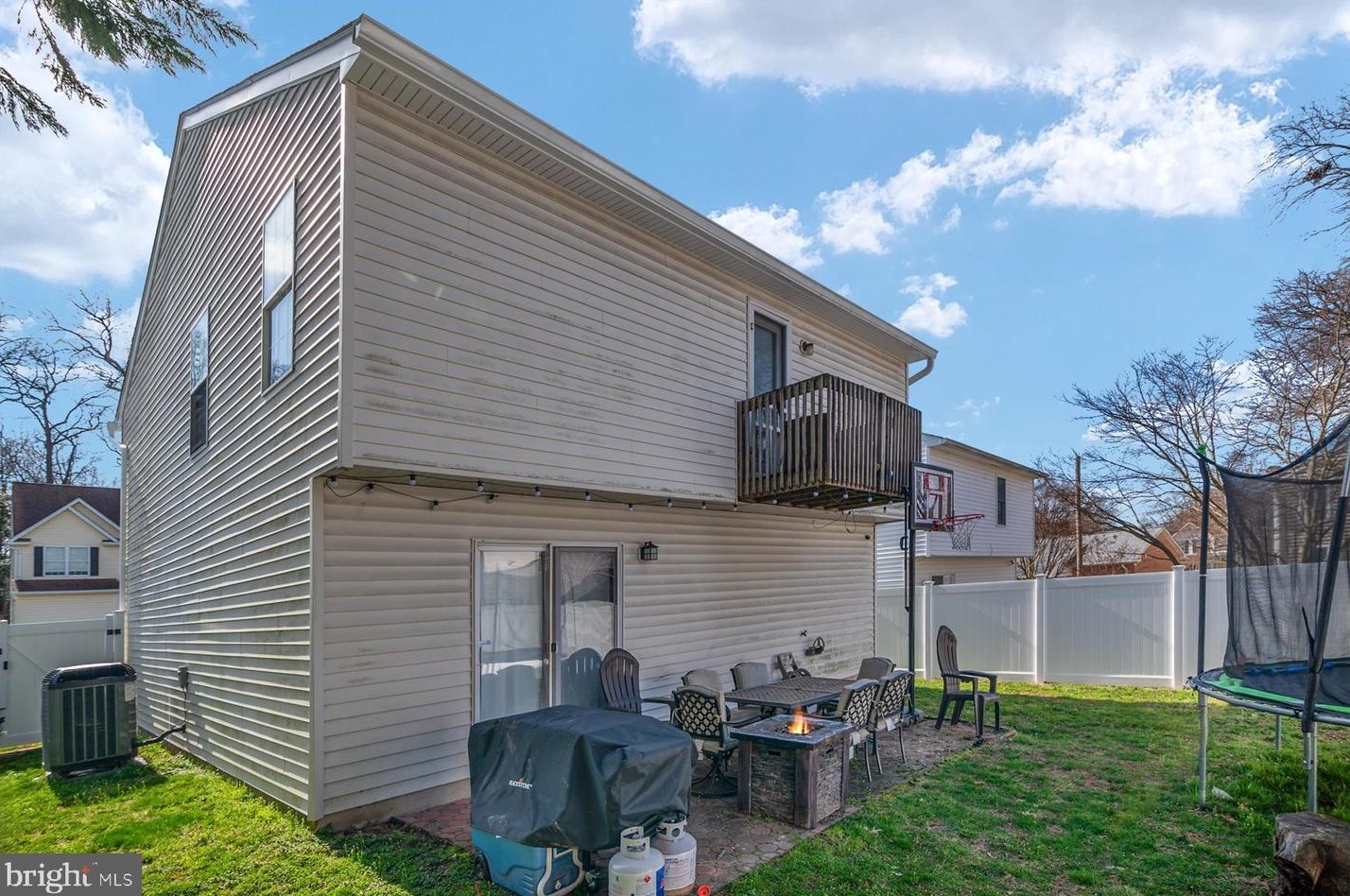 968 11th St, Riviera Beach MD  21122-1791 exterior