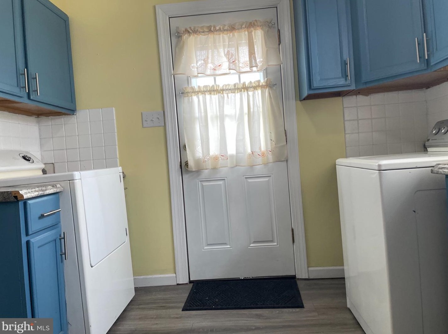 501 Matthews Ave, Baltimore MD  21225-3145 exterior