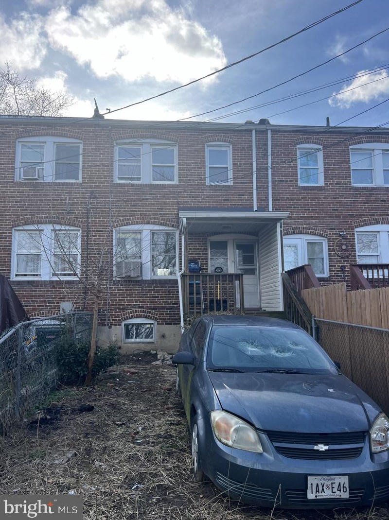 504 Old Riverside Rd, Baltimore MD  21225-2654 exterior