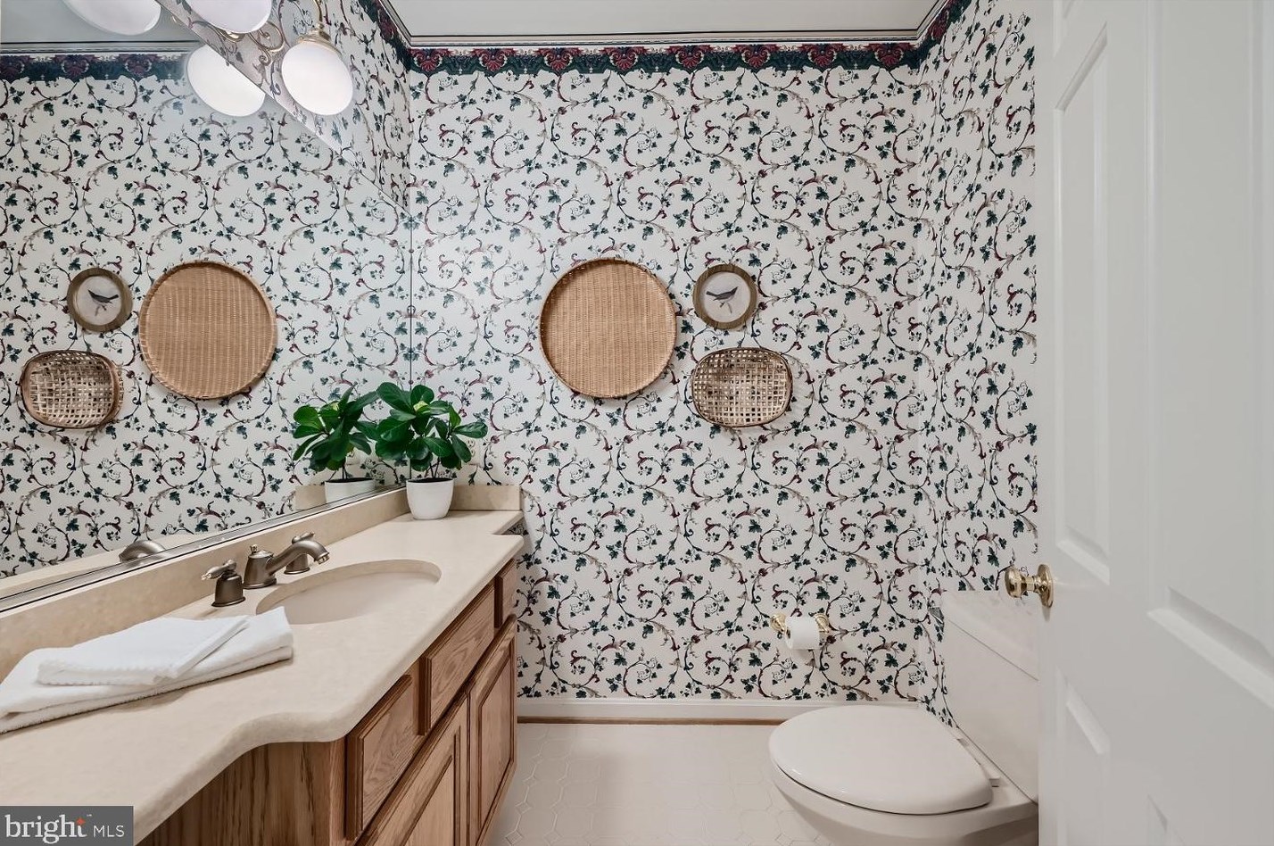 1310 Peartree Ct, Crofton MD  21114-2647 exterior