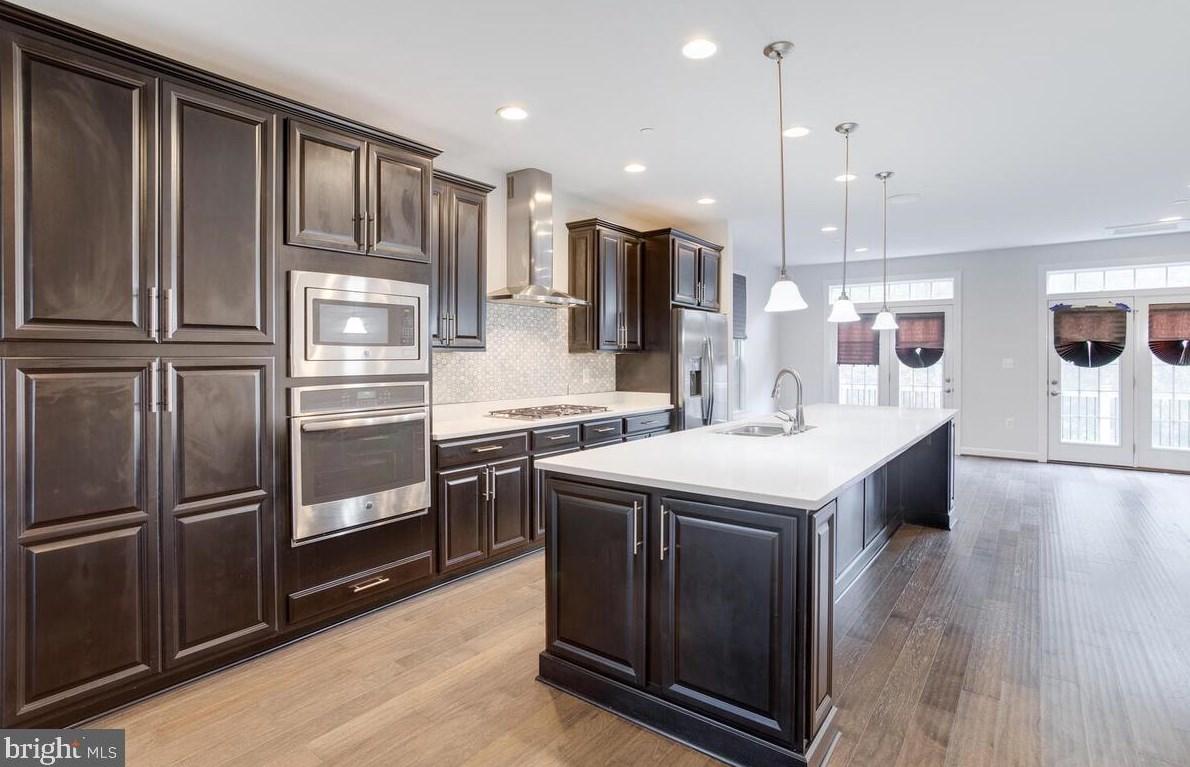 2740 Prospect Hill Dr, Baltimore MD  21076-1084 exterior