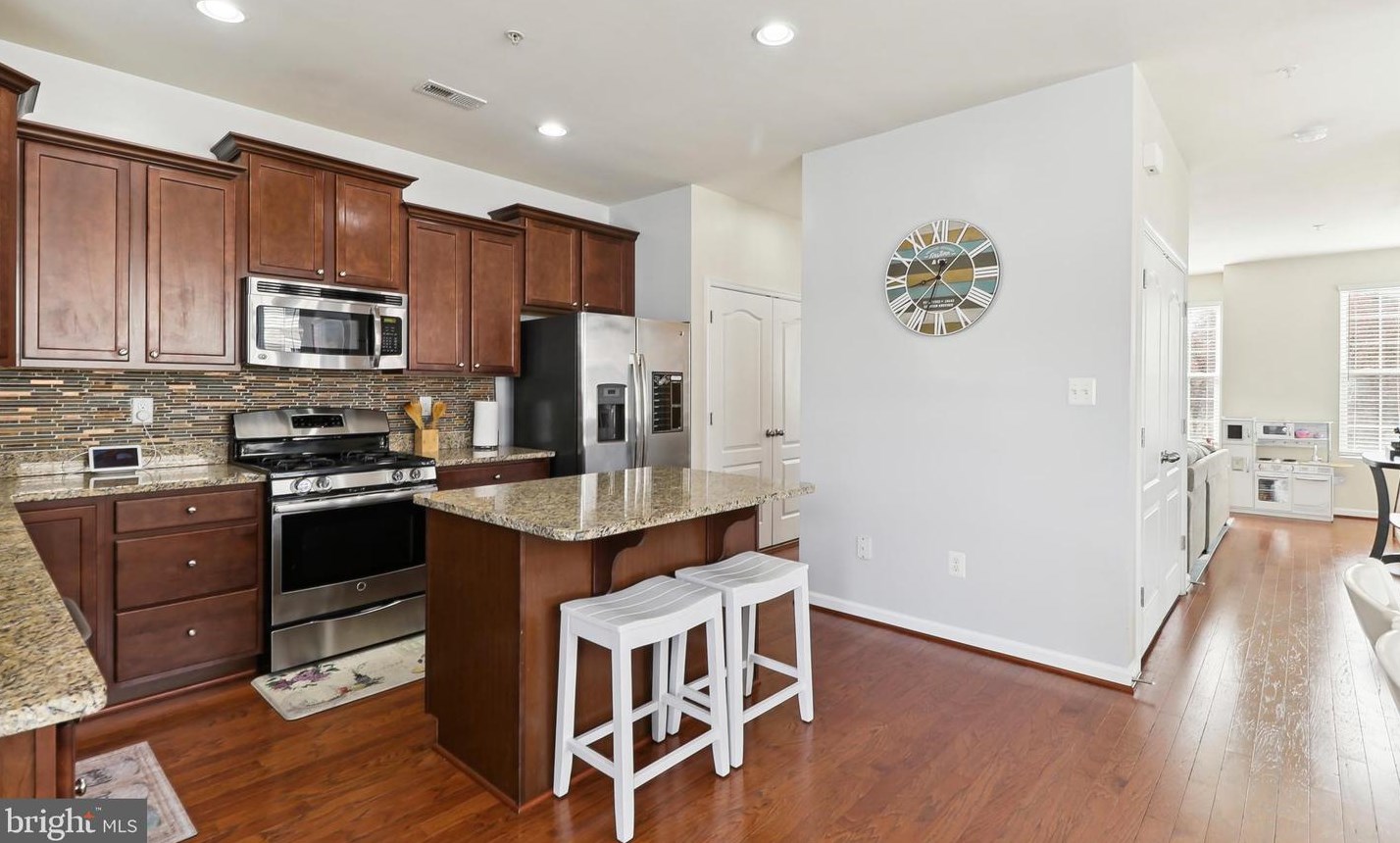 7711 Sentry Ter, Severn MD  21144-1168 exterior