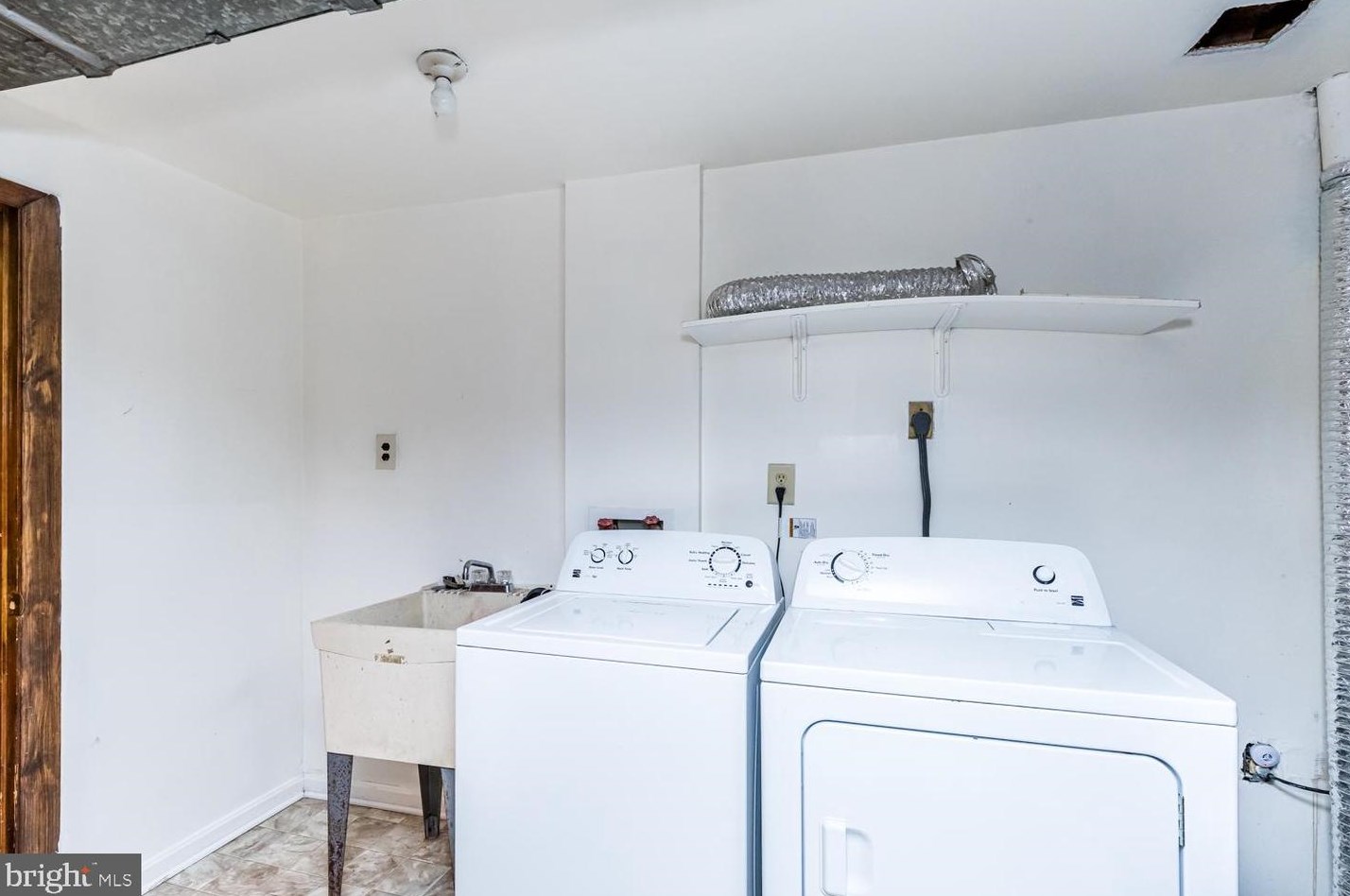 1851 Hawk Ct, Severn MD  21144-3114 exterior