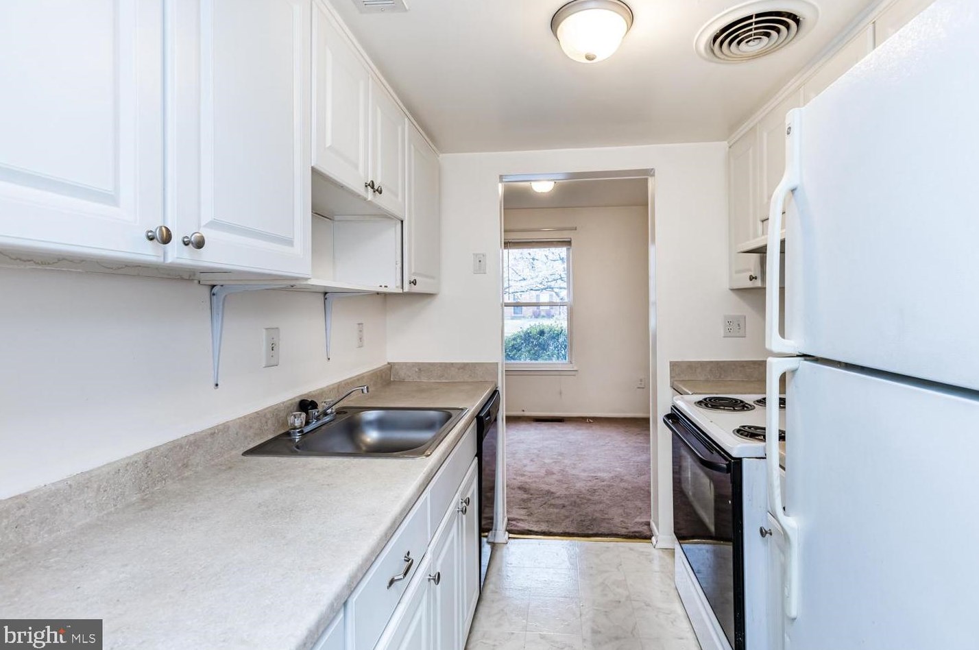 1851 Hawk Ct, Severn MD  21144-3114 exterior