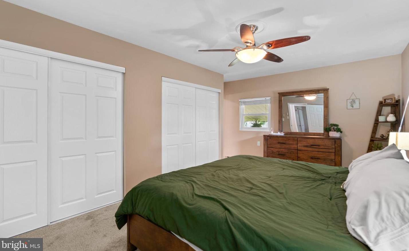 566 Whitney Rd, Severna Park MD 21146-3434 exterior