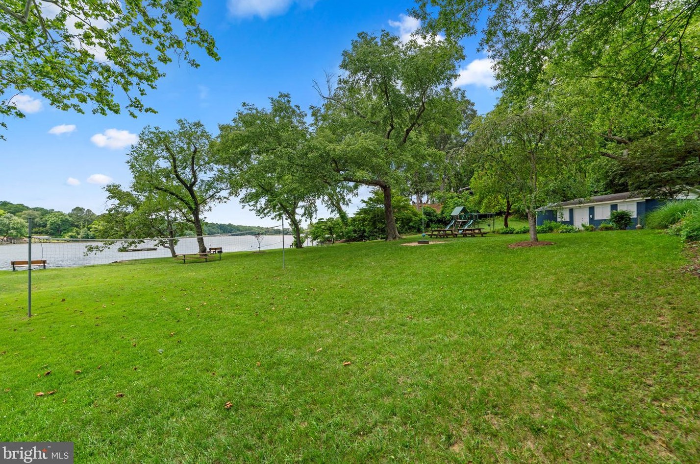 566 Whitney Rd, Severna Park MD 21146-3434 exterior