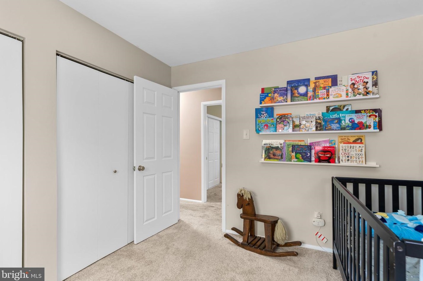 566 Whitney Rd, Severna Park MD 21146-3434 exterior