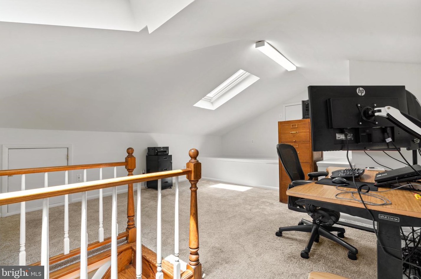 566 Whitney Rd, Severna Park MD 21146-3434 exterior